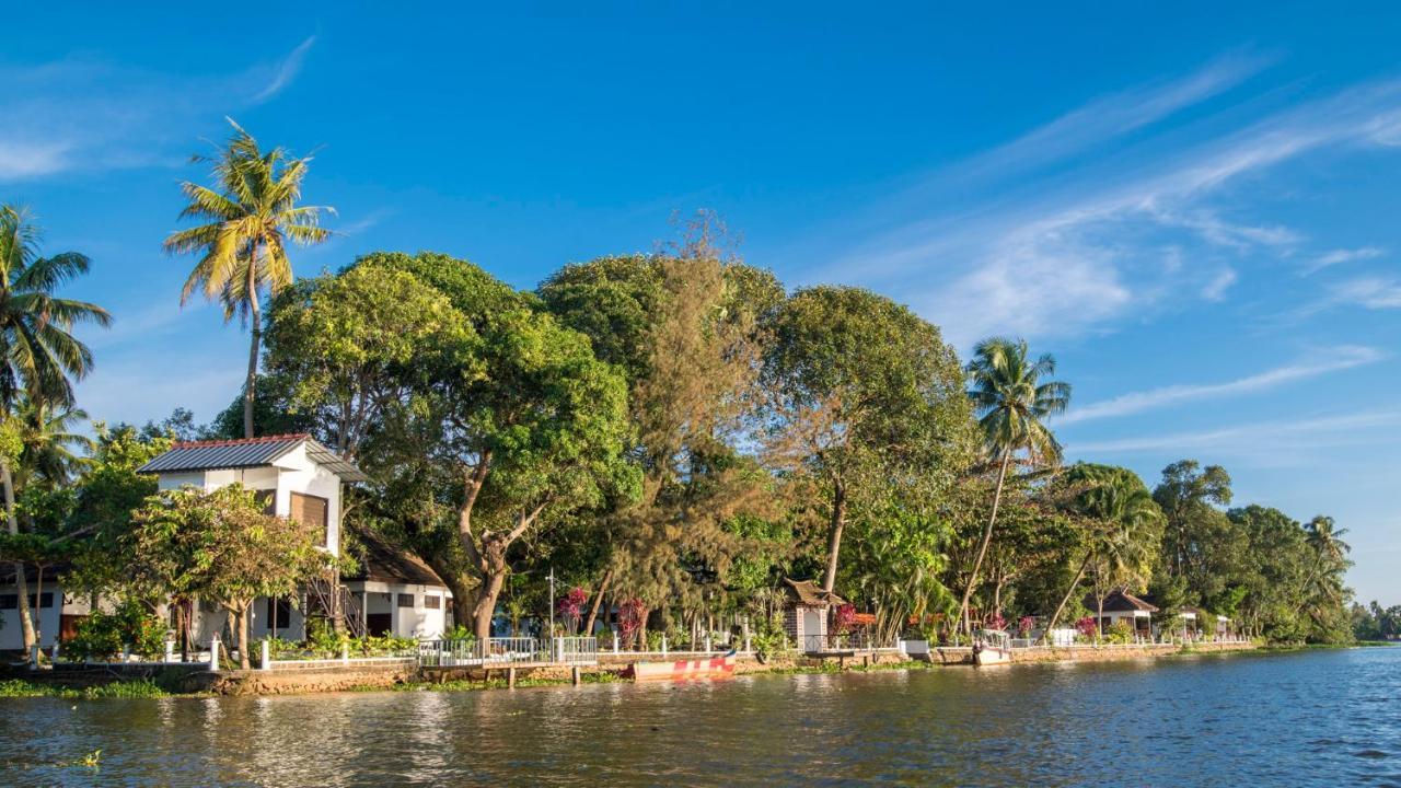 Warmth Lake Haven Alappuzha Zewnętrze zdjęcie
