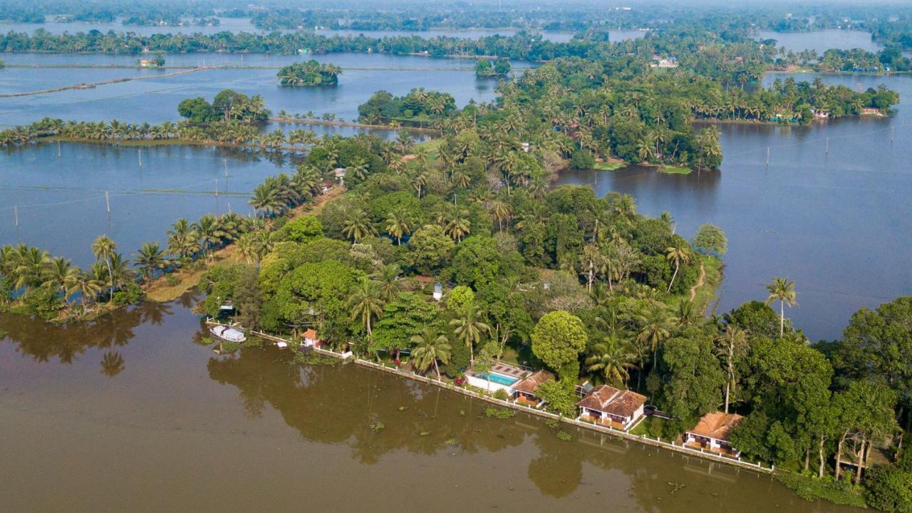 Warmth Lake Haven Alappuzha Zewnętrze zdjęcie